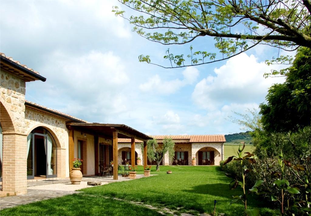 Bio Agriturismo Le Cascatelle Saturnia Εξωτερικό φωτογραφία